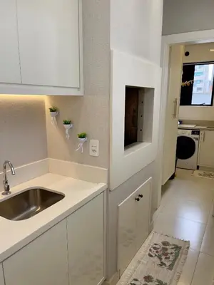 A cozinha ou kitchenette de Apartamento Brisa do Mar - Ed Galileu
