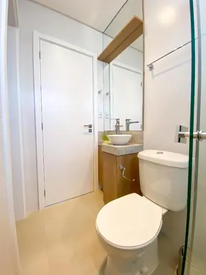 Uma casa de banho em Conforto e modernidade na praia 400m - mar