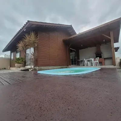 A piscina em ou perto de Casa Mariscal