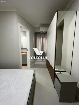 Uma cama ou camas num quarto em 01 APARTAMENTO TÉRREO BEIRA MAR - Apto 01