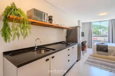 A cozinha ou kitchenette de Estúdios na Barra em Balneário Camboriú - DPR