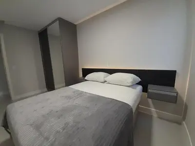 Uma cama ou camas num quarto em Apartamento aconchegante em Mariscal