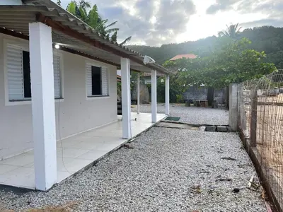 Uma vista geral da montanha ou uma vista da montanha a partir da casa de férias
