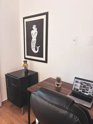 A planta de Duplex com hidro - 200m da Praia de Mariscal