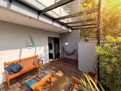 Uma varanda ou terraço em Duplex com hidro - 200m da Praia de Mariscal