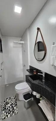 Uma casa de banho em Apartamento 3 quartos com suíte