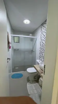 Uma casa de banho em Apartamento Porto Belo