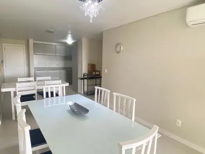 A cozinha ou kitchenette de Palmas Maravilhoso Beach Apartment!