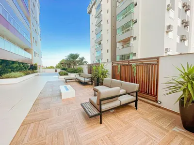 Uma varanda ou terraço em Palmas Maravilhoso Beach Apartment!