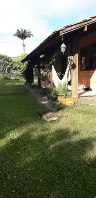 Um jardim no exterior de Casa de Praia da Val