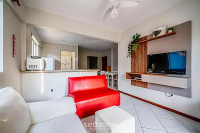 A cozinha ou kitchenette de Apto c/churrasq. a 3min da Praia de Bombas FDL101