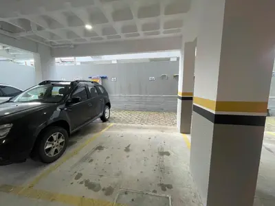 A planta de Apartamento com piscina e vista para montanha