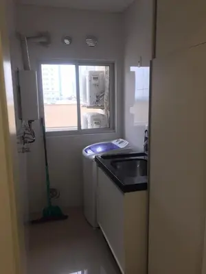 A cozinha ou kitchenette de otimo apartamento a 150 metros do mar