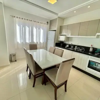 otimo apartamento a 150 metros do mar