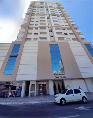 O edifício onde o apartamento está situado