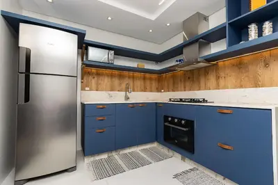 A planta de Di Ravena 101 - Apartamento Moderno em Canto Grande a 120 Metros do Mar.