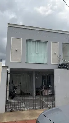 O edifício onde o apartamento está situado