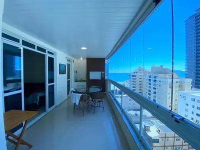 Uma varanda ou terraço em Ap 3 Quartos 150m do Mar no Coração da Meia Praia