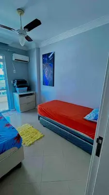 Uma cama ou camas num quarto em Ap 3 Quartos 150m do Mar no Coração da Meia Praia