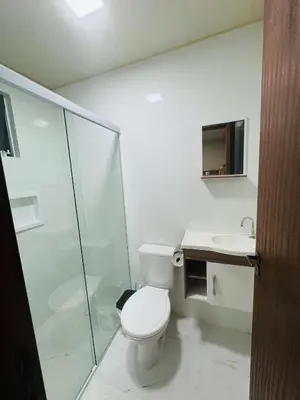 Uma casa de banho em Residencial Lara 2