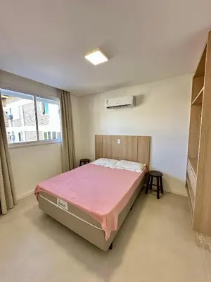 Uma cama ou camas num quarto em Lindo apartamento 150 metros do mar 2 quartos Nassau