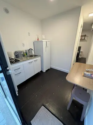 A planta de House Box 02 a 950 mt do mar, ar- condicionado, TV smart, cozinha privativa