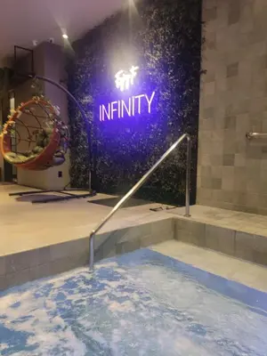 A piscina em ou perto de Flat Infinity