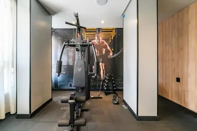 O centro de fitness e/ou as comodidades de fitness de Apartamentos Elegance