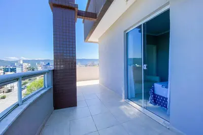 Uma varanda ou terraço em Ampla cobertura com vista panorâmica! 0205