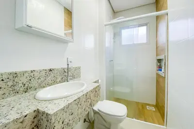 Uma casa de banho em Apto 3 dormitório, 1 suíte e ampla sacada - 0309