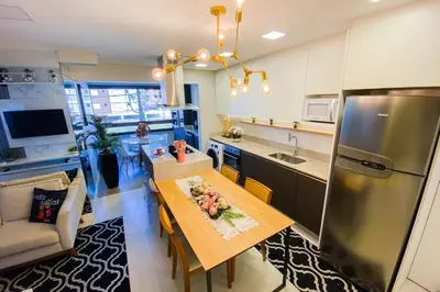 A cozinha ou kitchenette de Apartamento em home clube