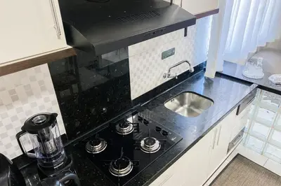 A cozinha ou kitchenette de Apto no Centro de Governador Celso Ramos! 0210