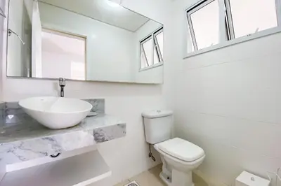 Uma casa de banho em Amplo apto com vista para o mar na praia! 0214