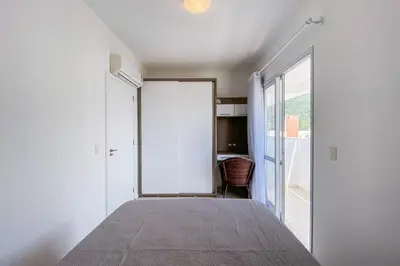 A planta de Amplo apto com vista para o mar na praia! 0214