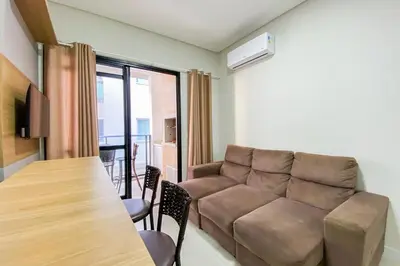 Uma área de estar em Apto novo com piscina livre aos hóspedes! - 0188