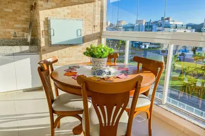 Uma varanda ou terraço em Apt lindo de 2 quartos em Palmas - 0319