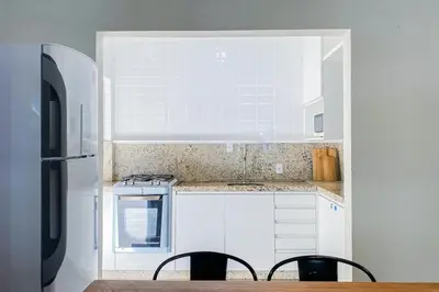 A cozinha ou kitchenette de Apartamento com vista mar - 0332
