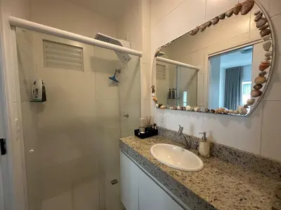 Uma casa de banho em Apartamento para férias na Praia de Palmas - 0235