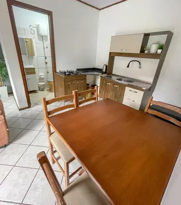 A cozinha ou kitchenette de Kit Net Meia Praia Itapema - SC