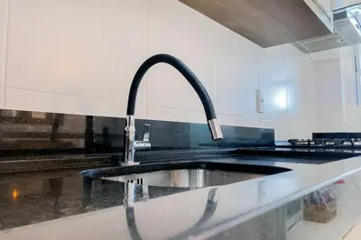 A cozinha ou kitchenette de Apto em condomínio completo em Palmas - 0418