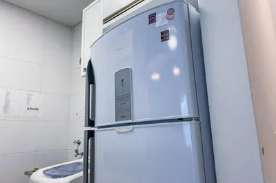 Uma casa de banho em Apto confortável há poucos metros da praia - 0423