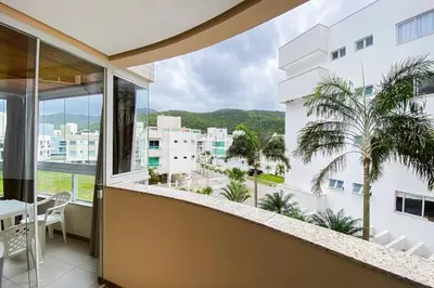 A planta de Apto com 02 quartos há poucos metros do mar - 0427