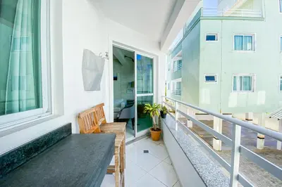 Uma varanda ou terraço em Apto 2 Dorm sendo 1 suíte - 0428