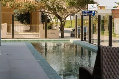 A piscina em ou perto de Praia de Palmas, 190m, Novo com Piscina - 0431