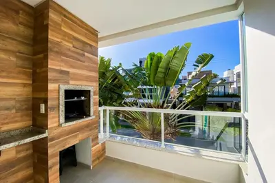 Uma varanda ou terraço em Apartamento 450m do Mar, Piscina e Conforto - 0435