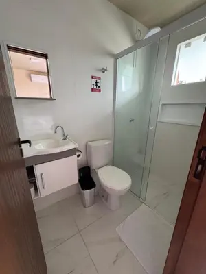 Uma casa de banho em Residencial Lara 5