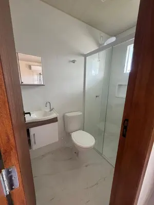 Uma casa de banho em Residencial Lara 5
