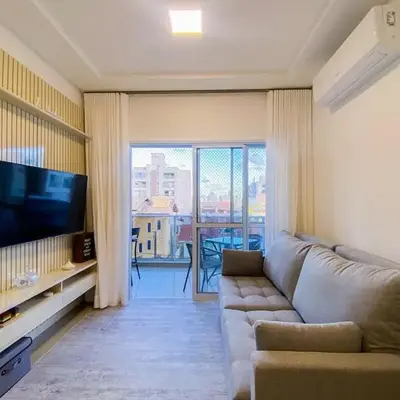 Amplo apartamento de 3 quartos à 350m do mar - 0444