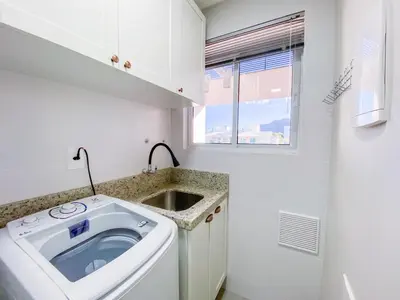 A planta de Apto de 2 dormitórios em na praia de Palmas - 0446