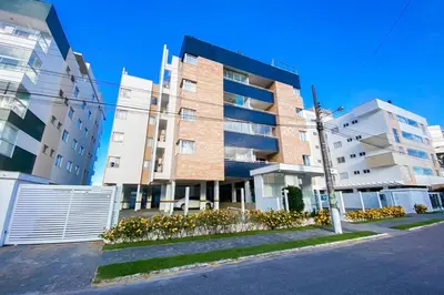 O edifício onde o apartamento está situado
